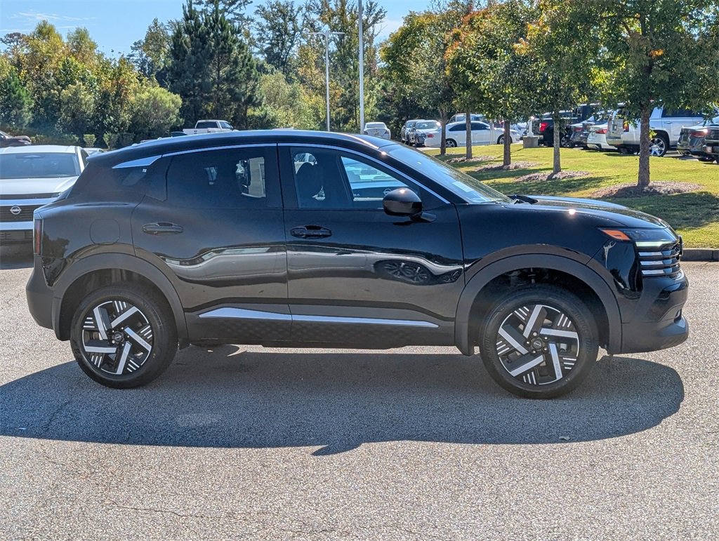 New 2026 Nissan Kicks SV image 4