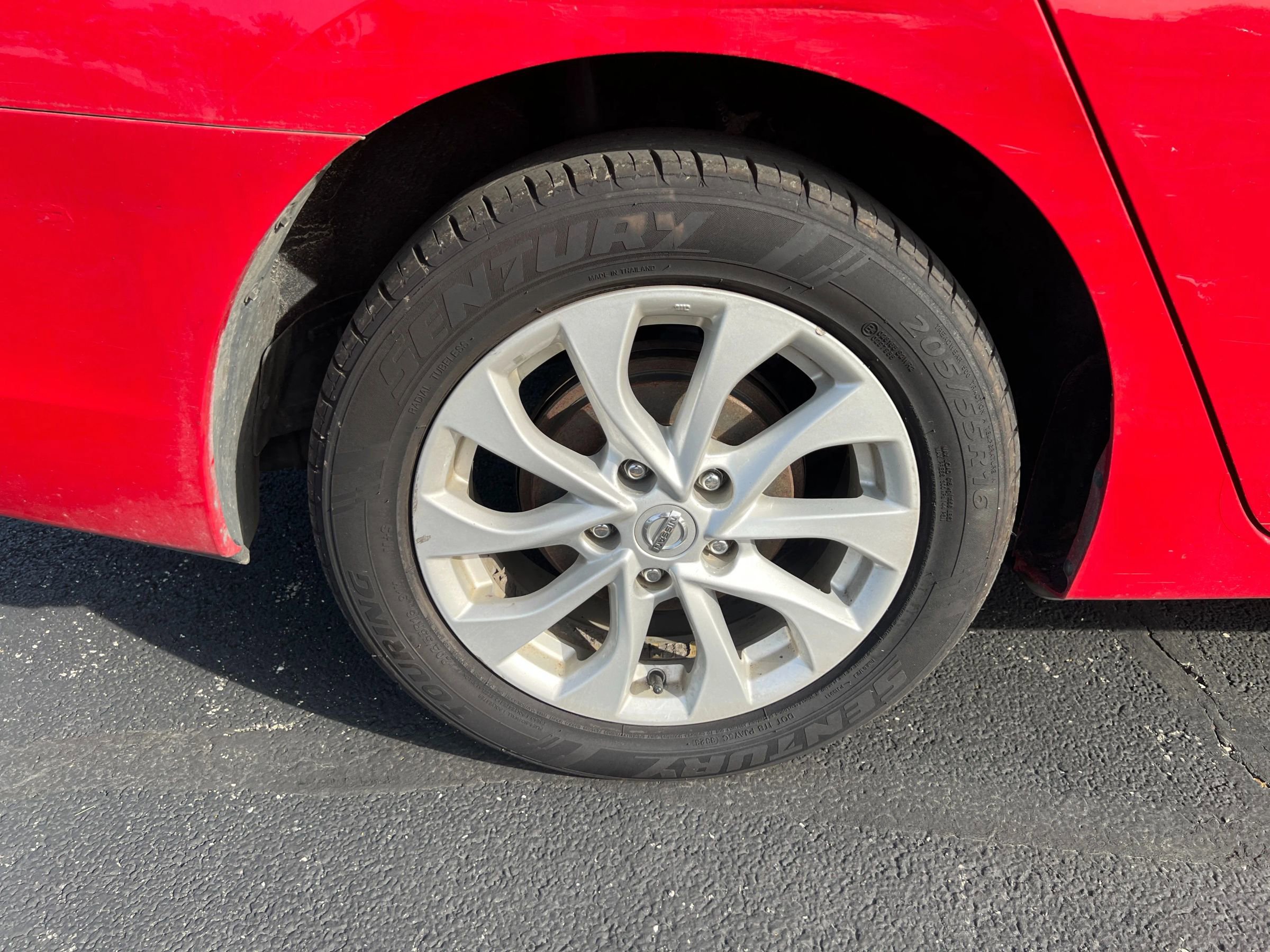 Used 2018 Nissan Sentra SV image 12