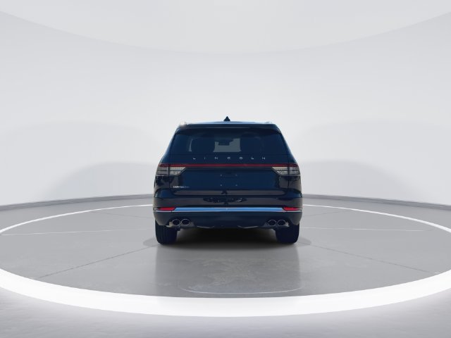 New 2027 Lincoln Aviator AWD image 7