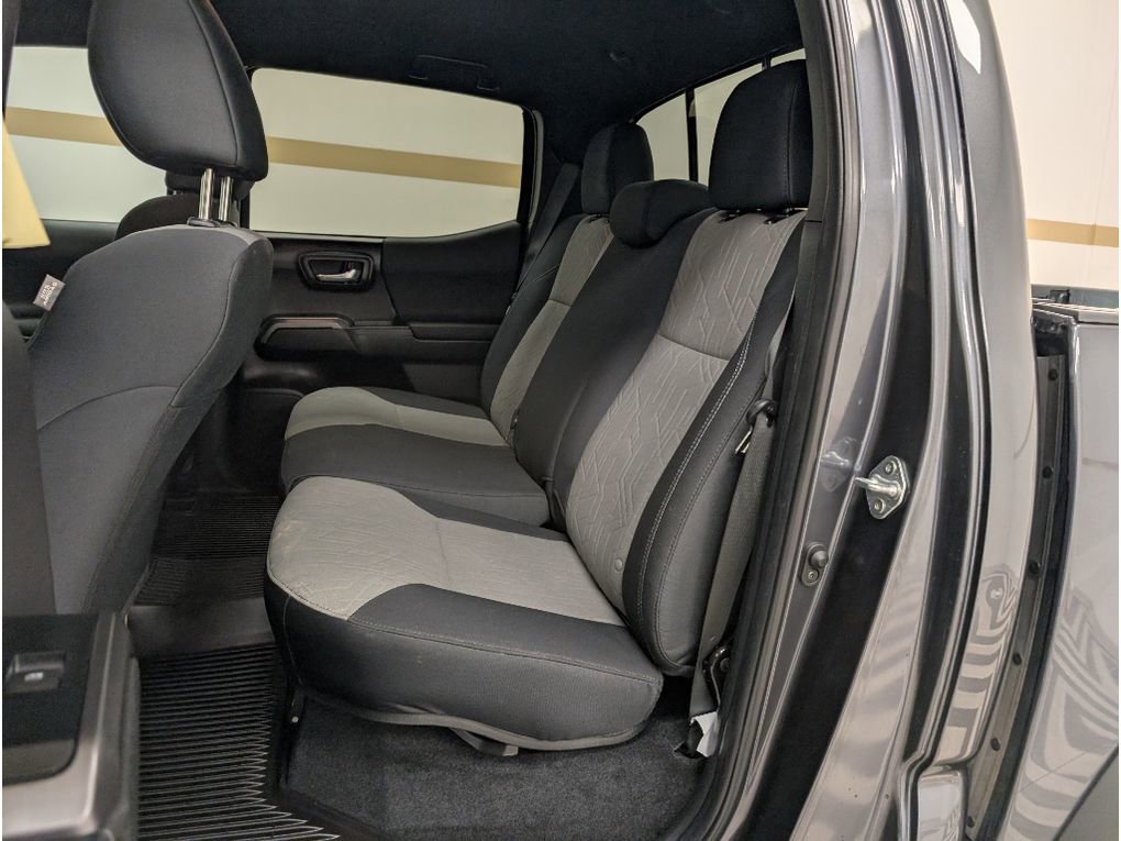 Used 2023 Toyota Tacoma TRD Off-Road w/ Technology Package image 16