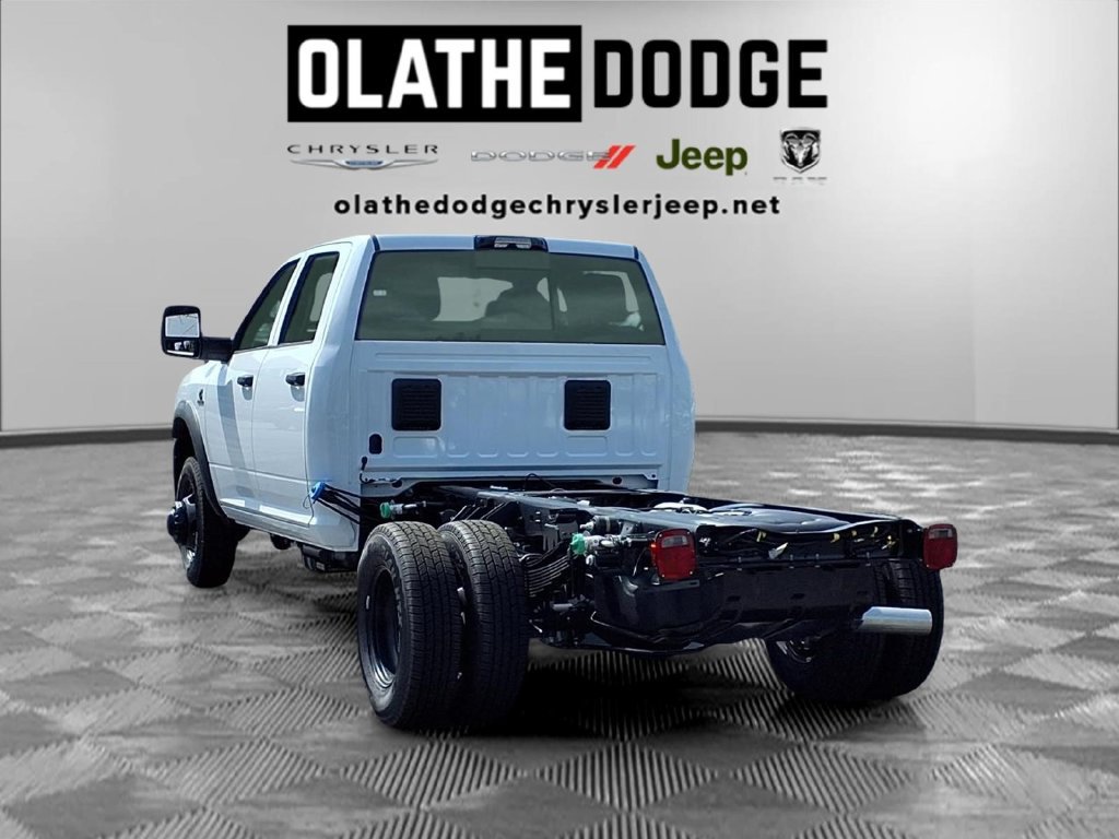 New 2027 RAM 3500 Tradesman AWD/4WD image 3