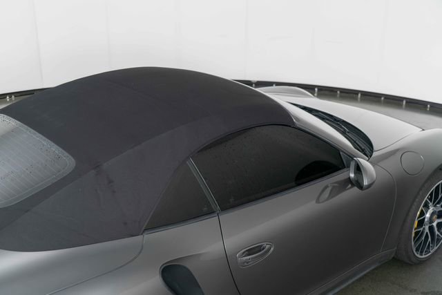 Used 2015 Porsche 911 Turbo S w/ High-end Infotainment Package AWD/4WD image 30