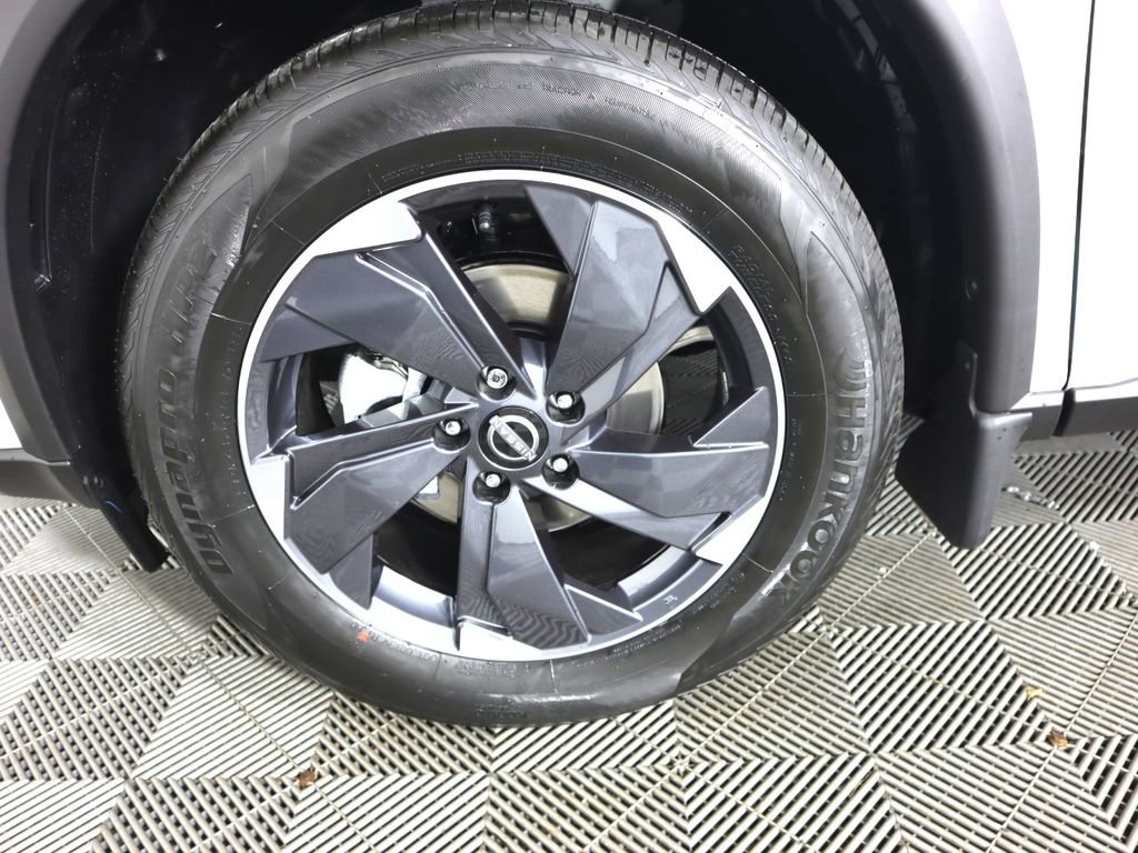 New 2026 Nissan Rogue SV image 26