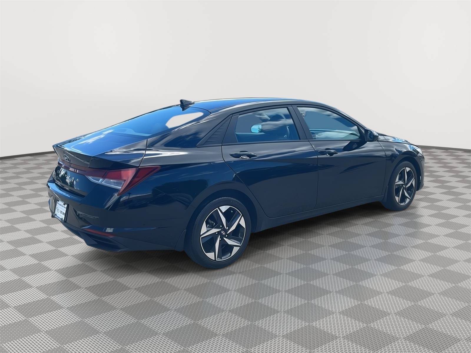 Certified 2023 Hyundai Elantra SEL w/ Convenience Package FWD image 5