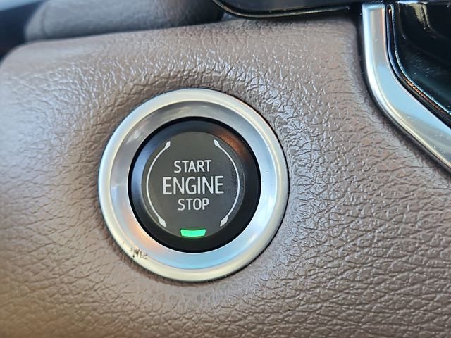 Certified 2023 GMC Canyon Denali AWD/4WD image 30