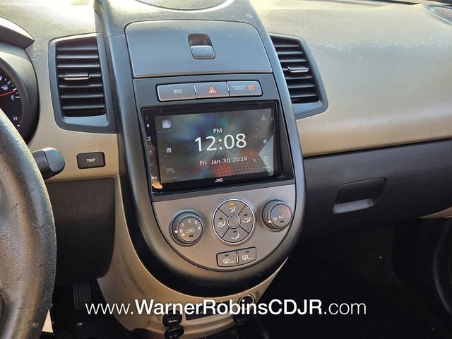 Used 2012 Kia Soul ! FWD image 20