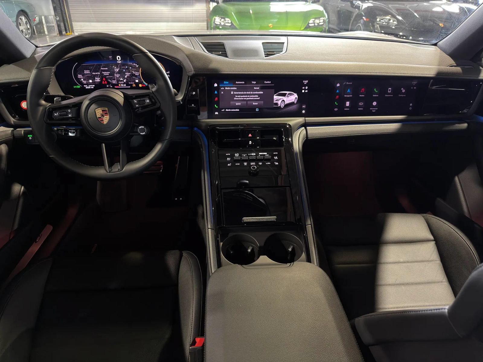 Used 2024 Porsche Panamera image 79