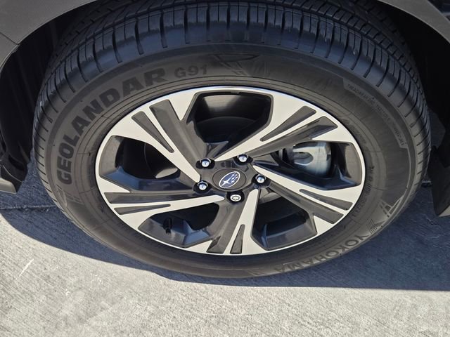 Used 2024 Subaru Crosstrek 2.0i Premium w/ Crosstrek Mirror Package image 9