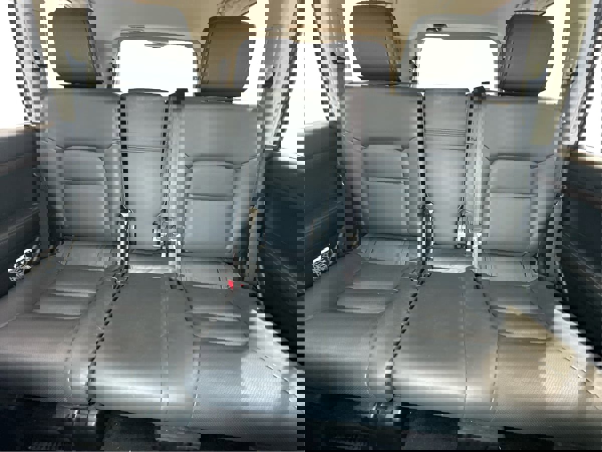 Used 2018 Toyota Land Cruiser image 23