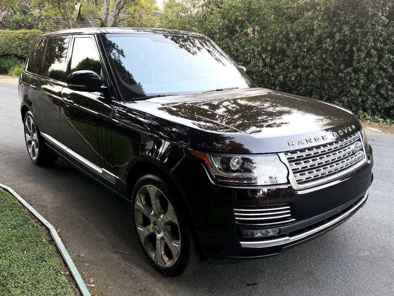 Used 2017 Land Rover Range Rover Long Wheelbase Autobiography AWD/4WD image 8