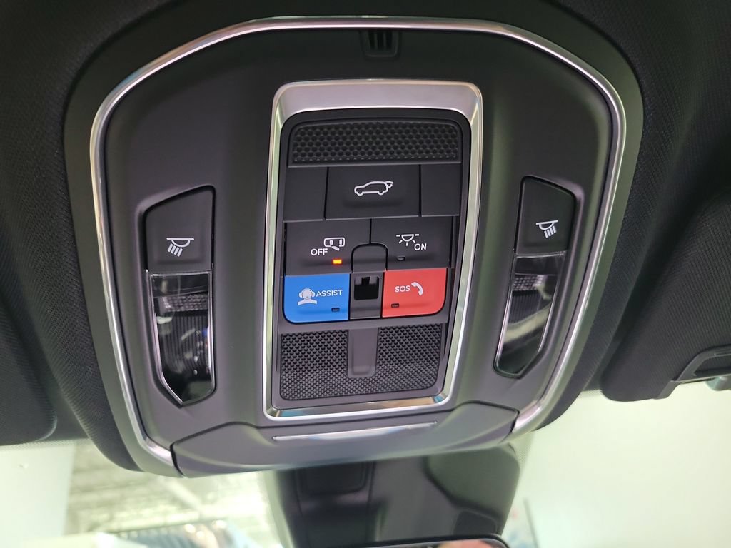 New 2026 Jeep Grand Cherokee L Limited AWD/4WD image 23
