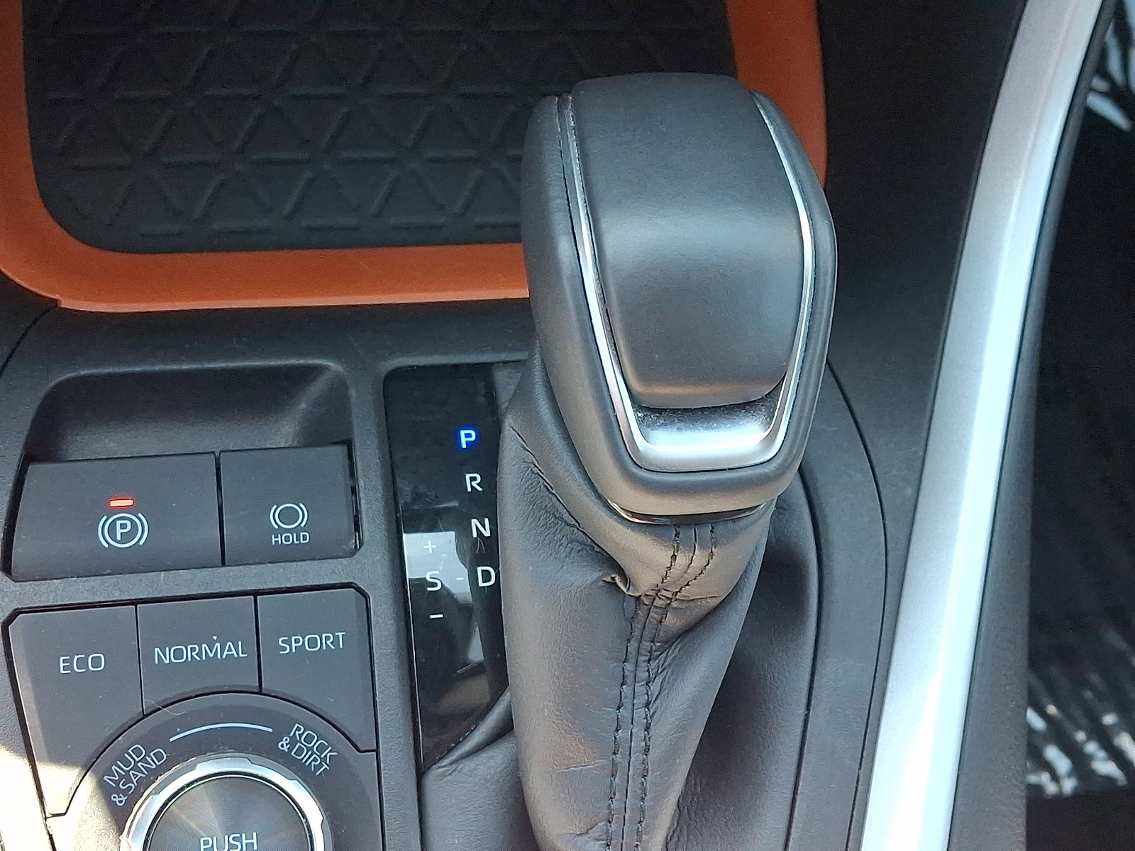 Used 2024 Toyota RAV4 Adventure image 14