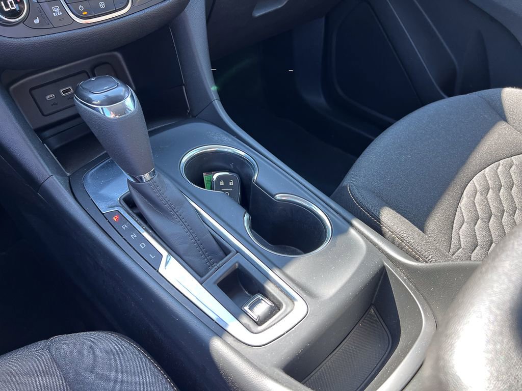 Used 2020 Chevrolet Equinox LT FWD image 24