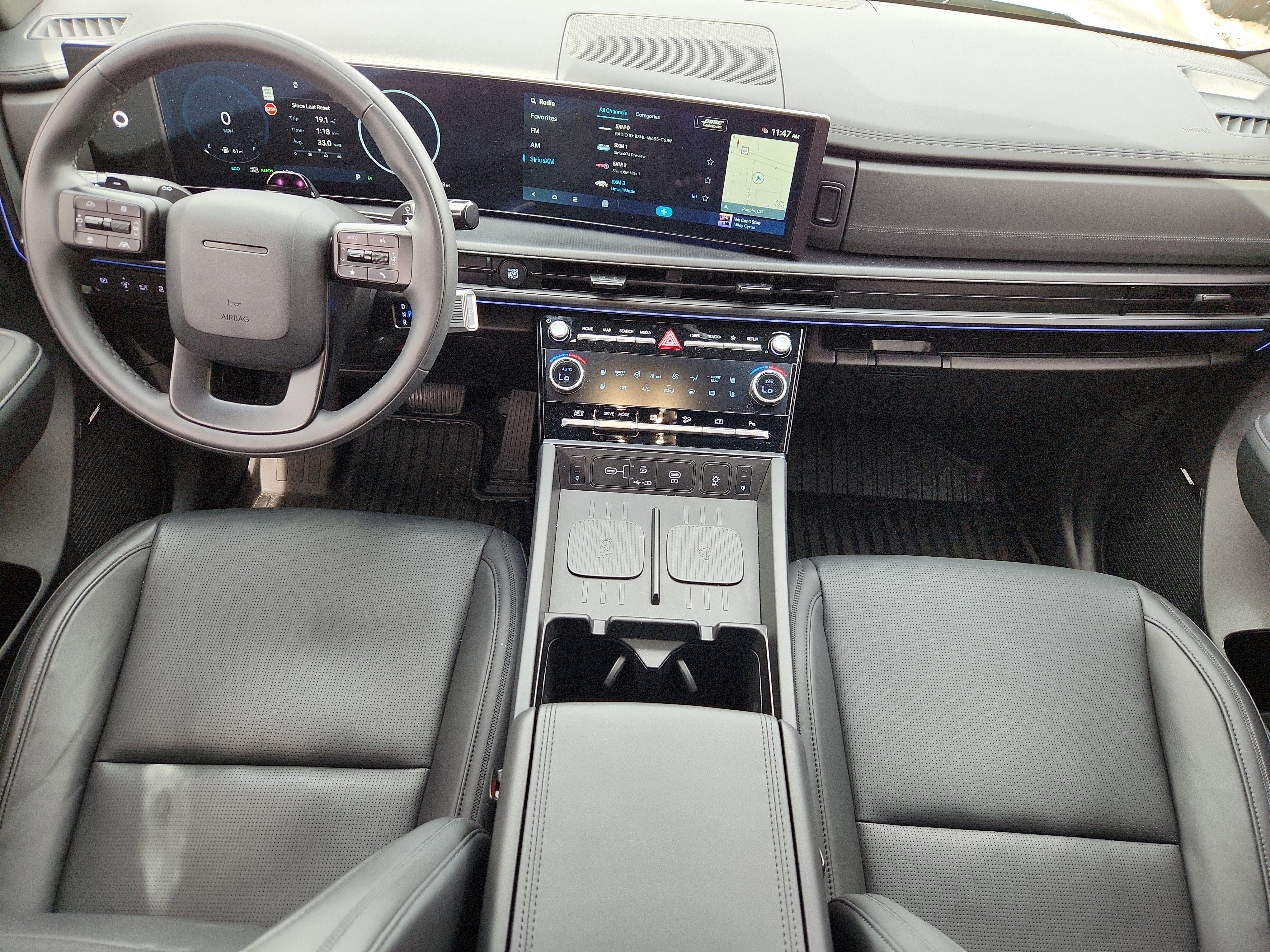 Certified 2025 Hyundai Santa Fe Calligraphy image 9