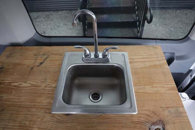 Used 2015 Ford Transit 150 XLT RWD image 27