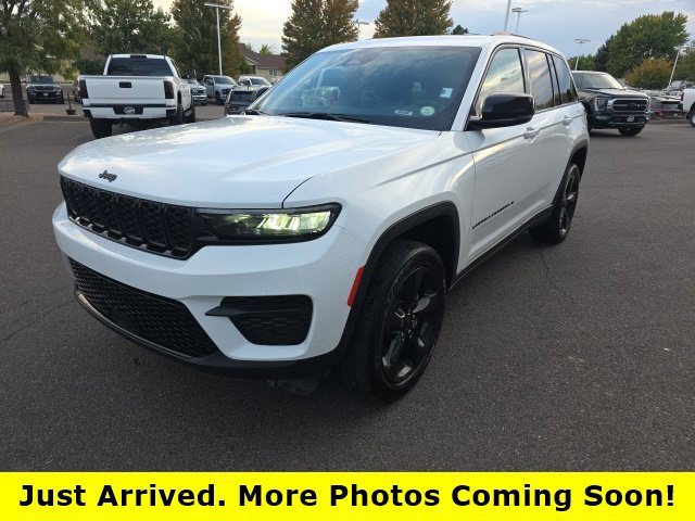 Used 2023 Jeep Grand Cherokee Altitude