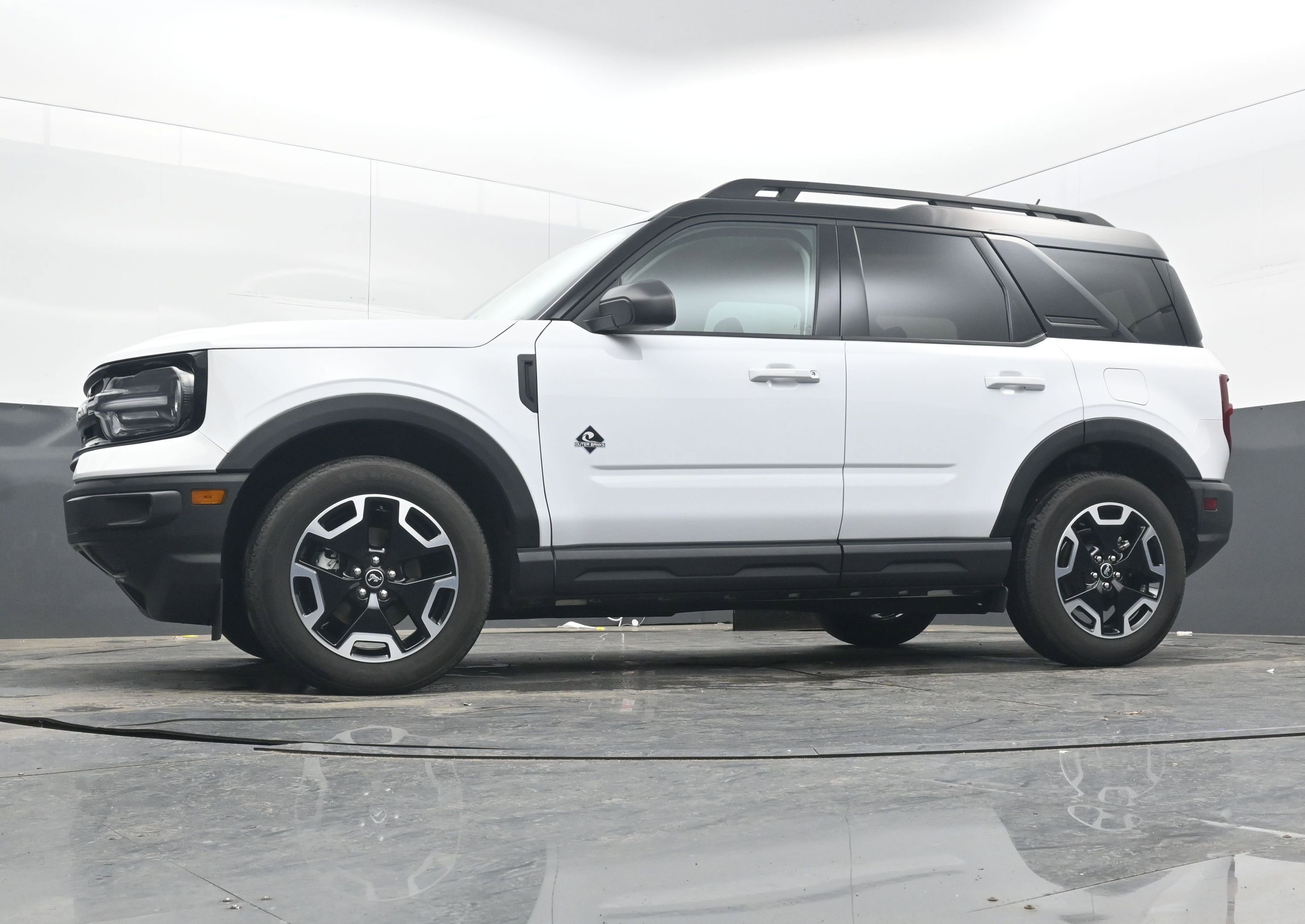 Used 2024 Ford Bronco Sport Outer Banks image 27