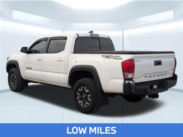Used 2017 Toyota Tacoma TRD Off-Road w/ Tow Package RWD image 4