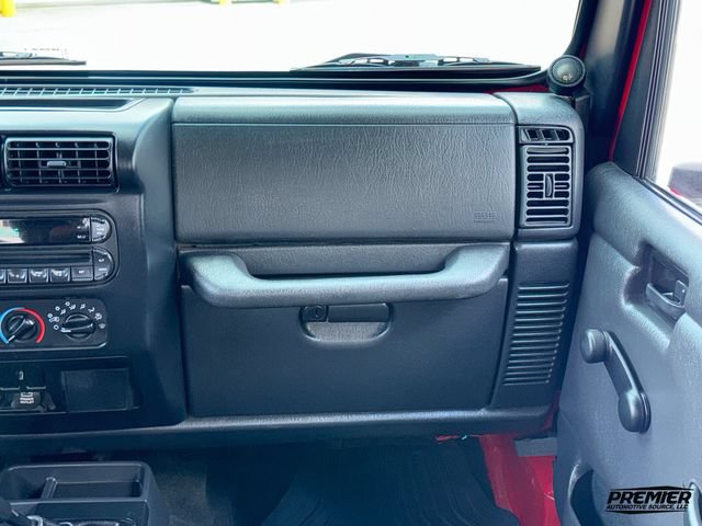 Used 2005 Jeep Wrangler X w/ Tire & Wheel Group (Ecco) AWD/4WD image 83