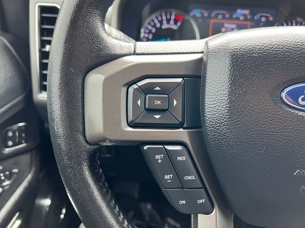 Used 2020 Ford Expedition Max XLT w/ Equipment Group 202A AWD/4WD image 17