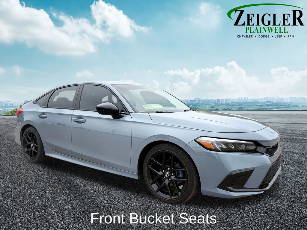 Used 2023 Honda Civic Sport image 8