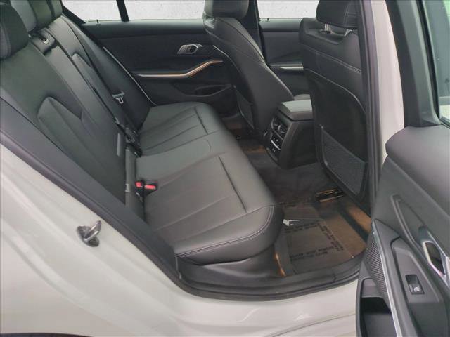 Used 2023 BMW 330i Sedan w/ Convenience Package image 21