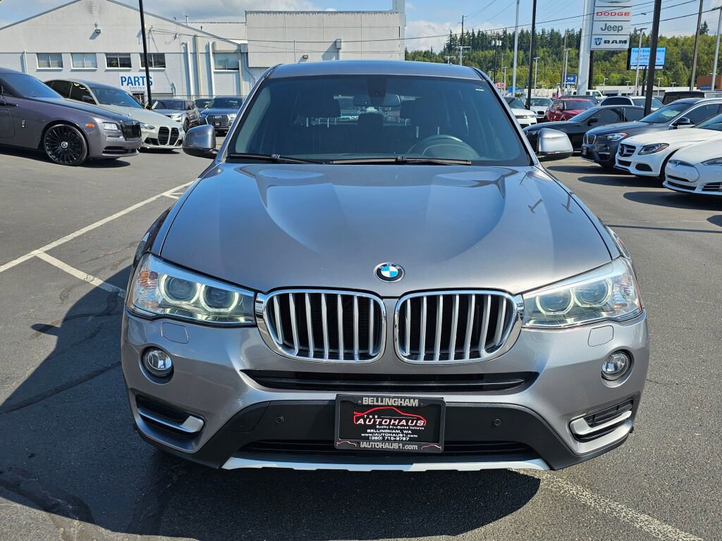 Used 2017 BMW X3 xDrive28i image 2