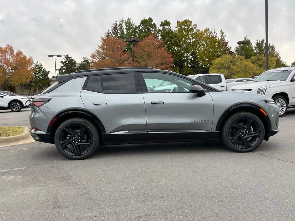 New 2026 Chevrolet Equinox EV RS image 9