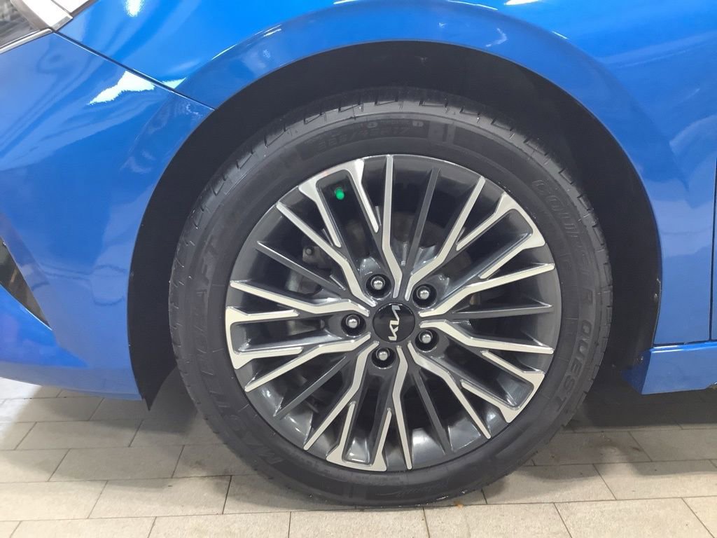 Certified 2023 Kia Forte GT-Line image 24