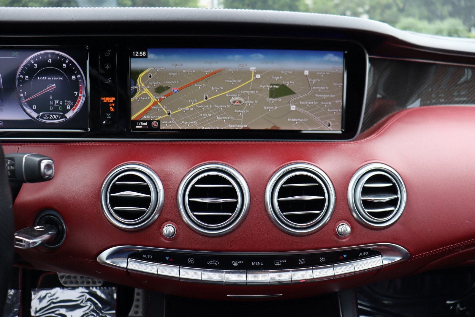 Used 2015 Mercedes-Benz S 63 AMG 4MATIC Coupe image 29