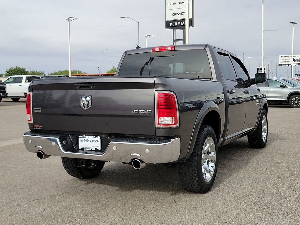 Used 2018 RAM 1500 Laramie w/ Convenience Group AWD/4WD image 10