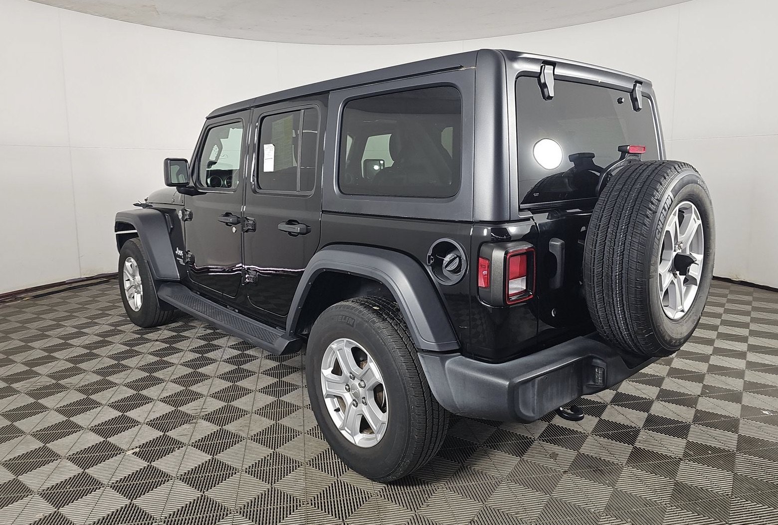 Used 2020 Jeep Wrangler Unlimited Sport S AWD/4WD image 5
