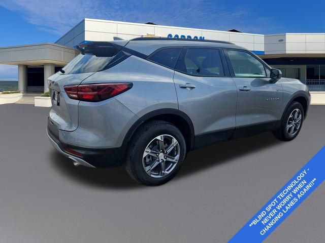 Used 2023 Chevrolet Blazer LT w/ Convenience Package image 6