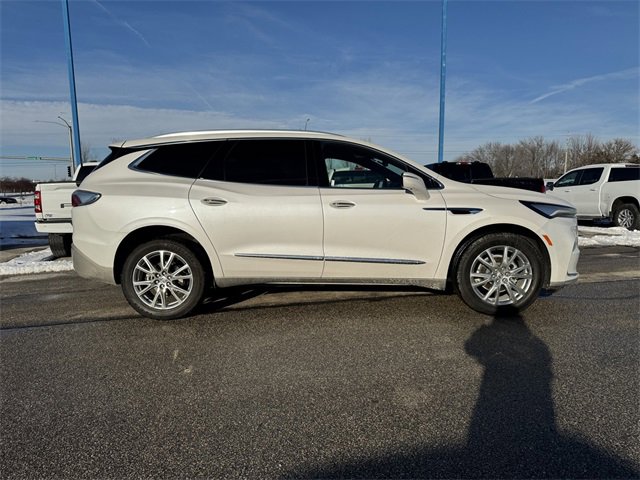 Used 2023 Buick Enclave Premium w/ Experience Buick Package image 9