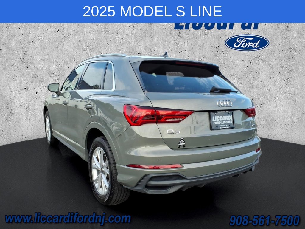 Used 2025 Audi Q3 2.0T Premium AWD/4WD image 4
