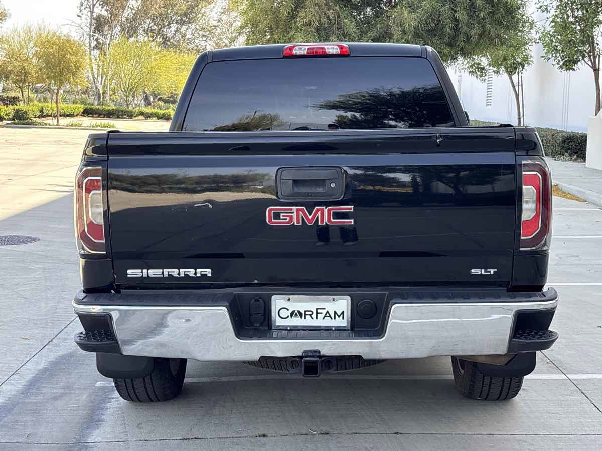 Used 2018 GMC Sierra 1500 SLT w/ SLT Premium Package AWD/4WD image 4