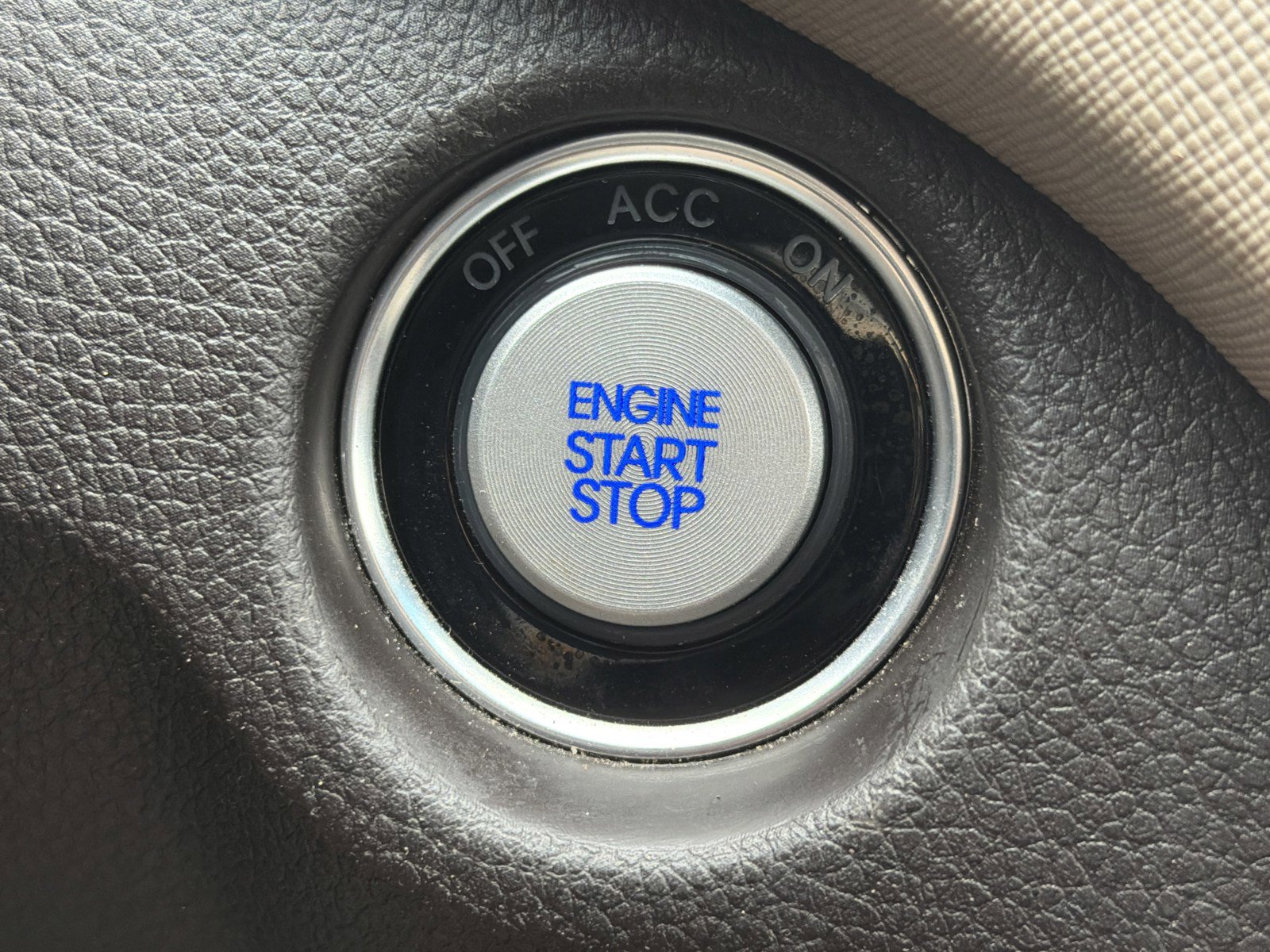 Used 2017 Hyundai Santa Fe Sport image 18