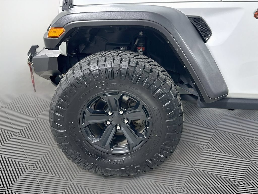 Certified 2023 Jeep Gladiator Mojave w/ LED Lighting Group AWD/4WD image 25