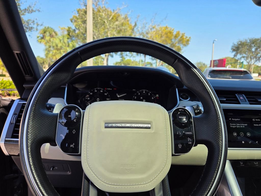 Used 2022 Land Rover Range Rover Sport HSE Silver Edition image 24