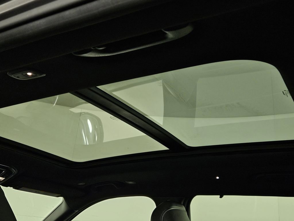 Used 2024 Jeep Grand Cherokee L Limited w/ Luxury Tech Group II image 25