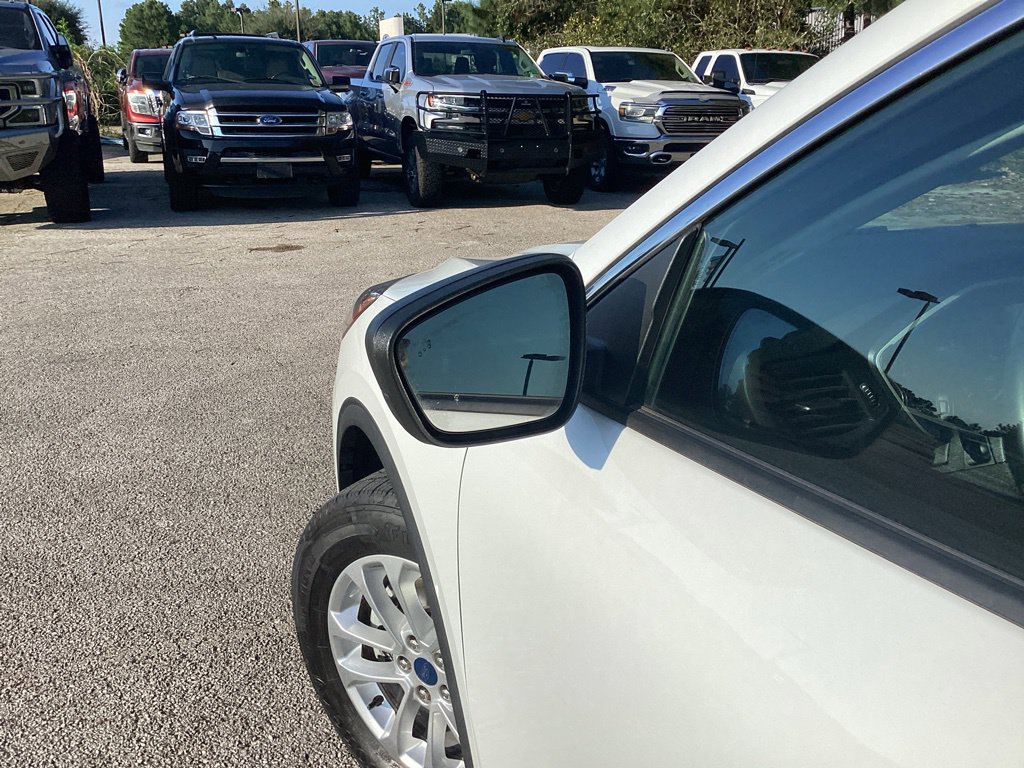 Used 2022 Ford Escape SE w/ Convenience Package FWD image 25