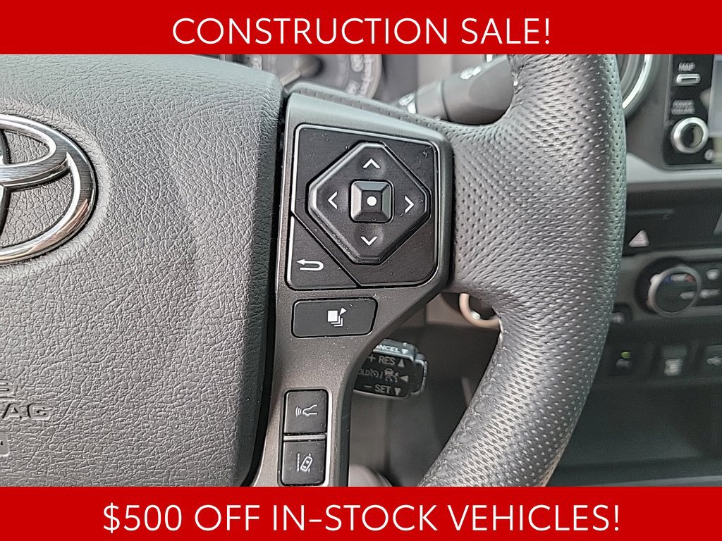 Used 2021 Toyota Tacoma TRD Off-Road w/ Technology Package AWD/4WD image 29