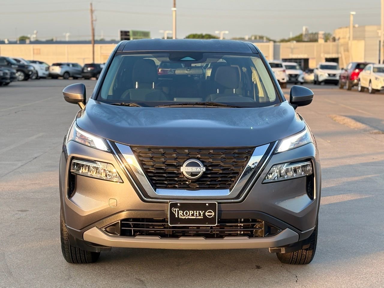 Certified 2022 Nissan Rogue SV image 4