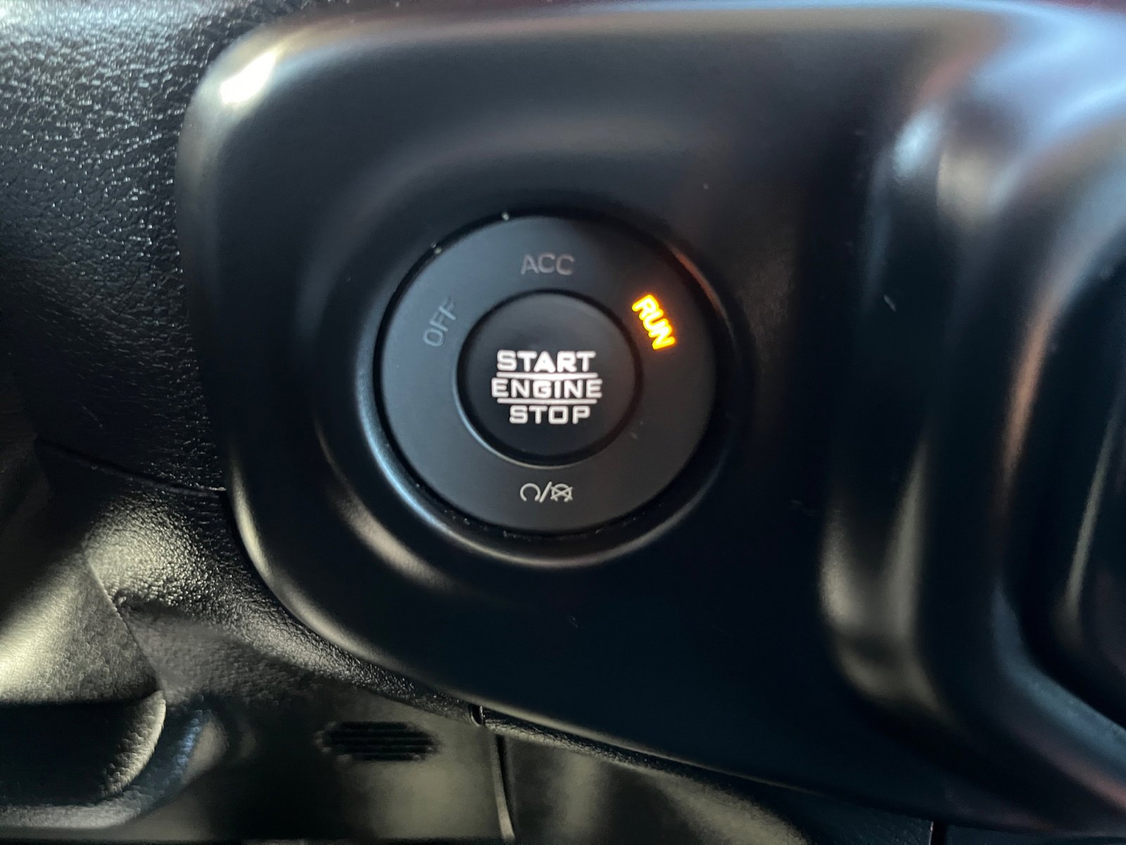 Used 2021 Jeep Gladiator Rubicon w/ Cold Weather Group image 30
