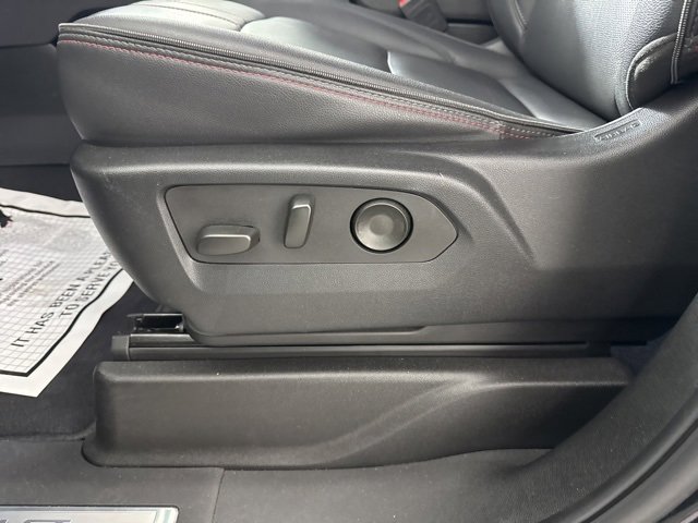 Used 2024 Chevrolet Tahoe RST w/ Luxury Package image 18