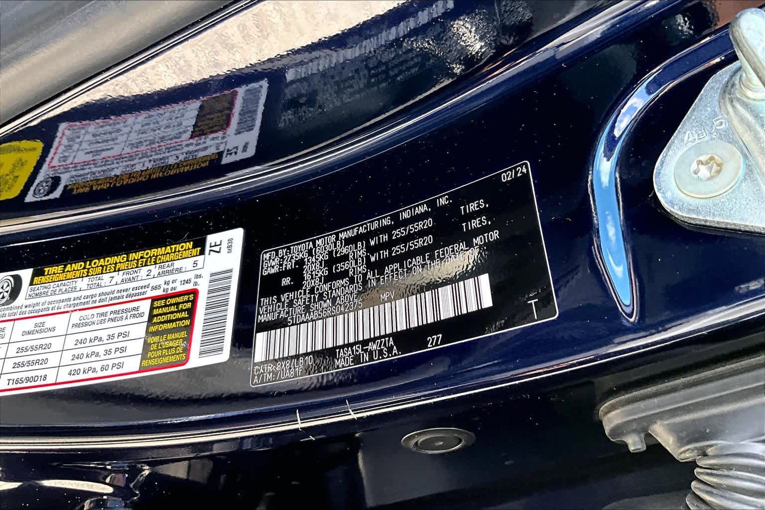 Used 2024 Toyota Grand Highlander AWD image 37