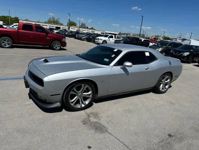Used 2022 Dodge Challenger R/T RWD image 14