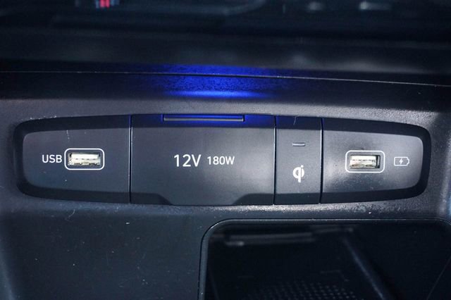 Used 2022 Hyundai Santa Cruz Limited AWD/4WD image 27