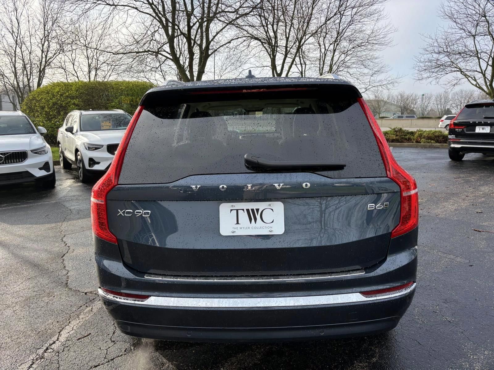 Used 2023 Volvo XC90 B6 Plus w/ Protection Package image 6