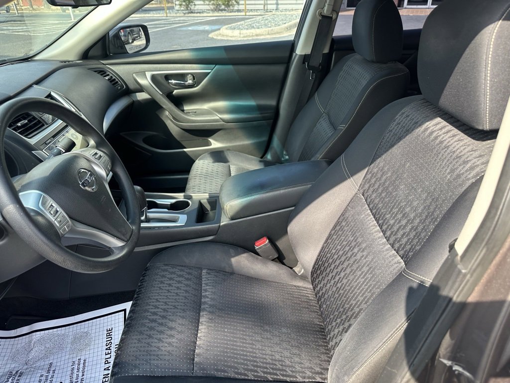 Used 2016 Nissan Altima 2.5 S w/ Power Driver Seat Package image 11
